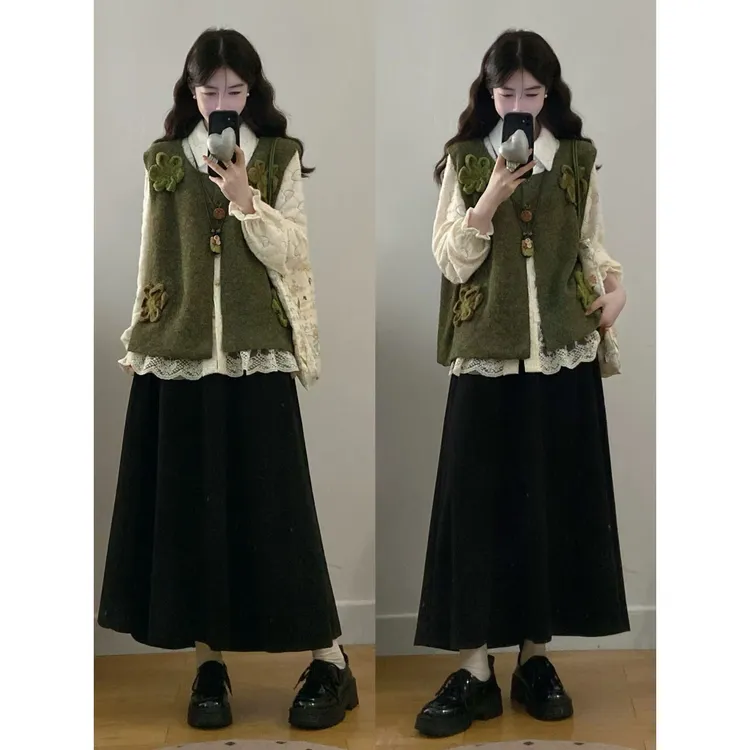 大码女装胖mm新款秋冬百搭毛衣背心马甲+蕾丝花边衬衣+半身裙