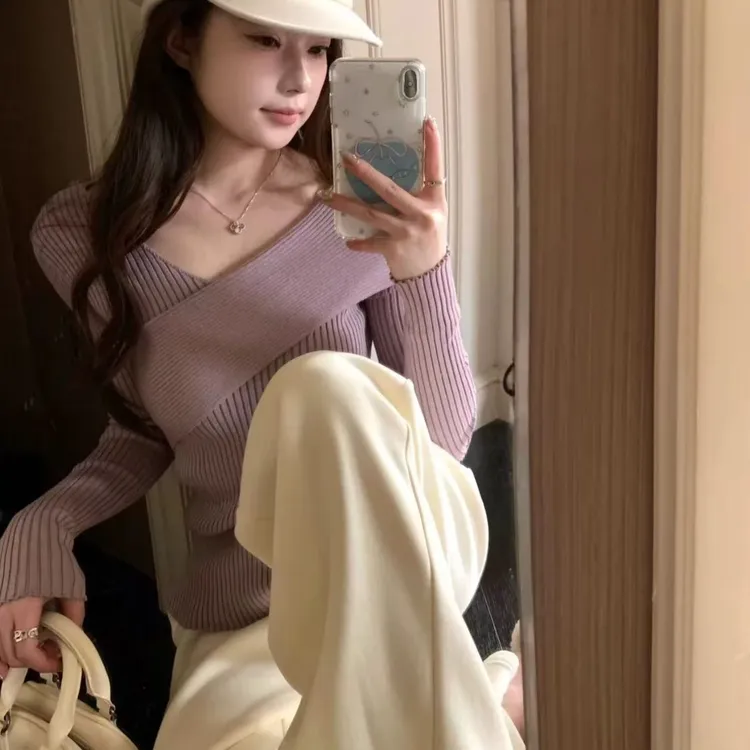 法式复古拼接长袖针织V领不起球毛针织衫打底衫显瘦上衣
