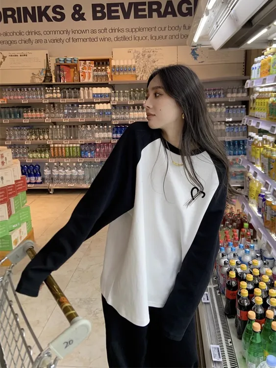美式复古欧货内搭上衣2025春秋多巴胺哥特字美式黑白插肩长袖T恤