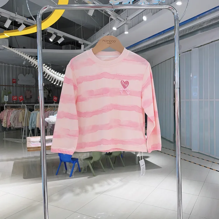 MOMOCO女童秋季儿童时尚休闲可爱甜美爱心条纹渐变T恤77730235028