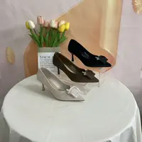 5788春秋新款时尚气质水钻蝴蝶结细跟尖头单鞋F
