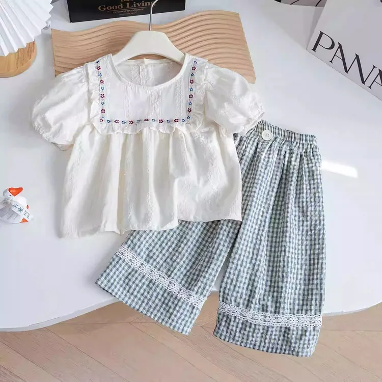 女宝宝韩版洋气套装夏季2025新款女孩刺绣娃娃衫薄款阔腿裤两件套
