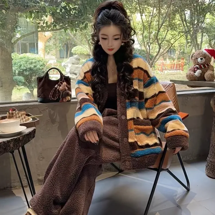 睡衣女秋冬款冬季珊瑚绒家居服法兰绒加厚款冬天大码加绒保暖套装