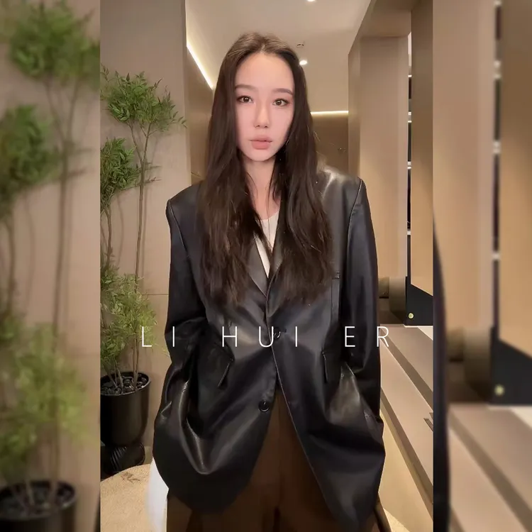 LiHuiEr李慧儿【理想主义】2025秋款气质设计师黑色短款皮衣MY5532