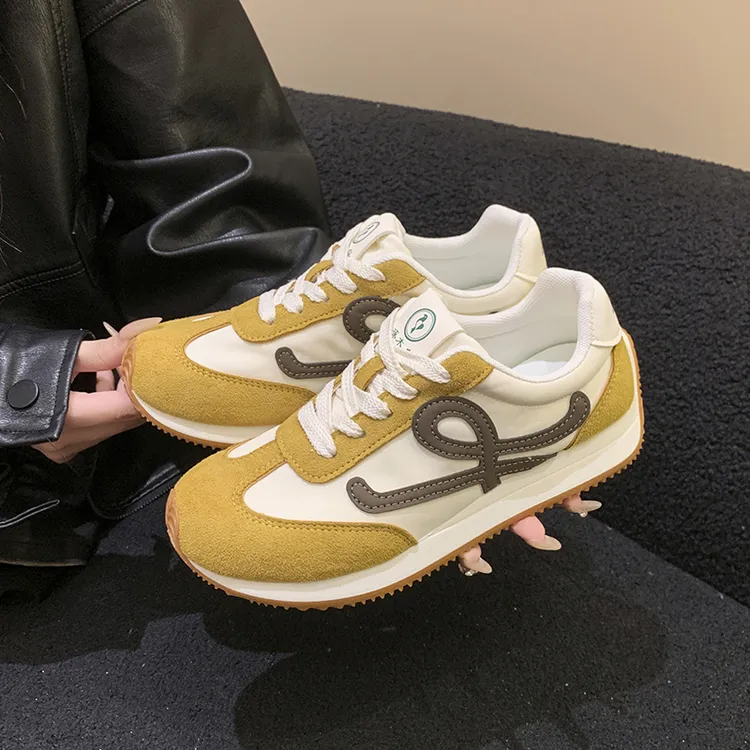 啄木鸟真皮德训鞋女2025春季爆款领秀时尚百搭鞋子女运动休闲板鞋