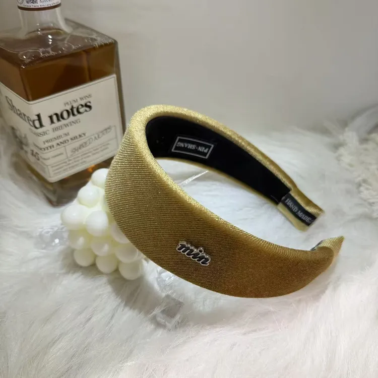 森系秋冬新款经典纯色牛奶丝绒头箍日常外戴高颅顶显脸发箍