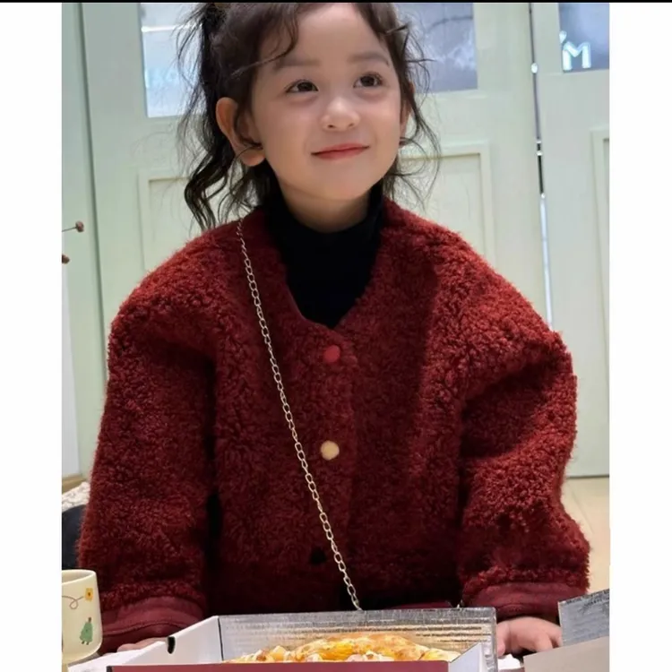 韩国女童外套秋冬款2025新款洋气儿童高级感秋季羊羔绒保暖毛毛衣
