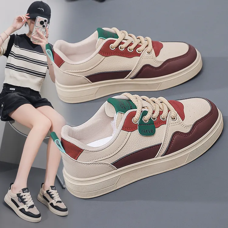 小白鞋女款2025春秋爆款百搭平底学生厚底软底透气防滑配裙子女鞋