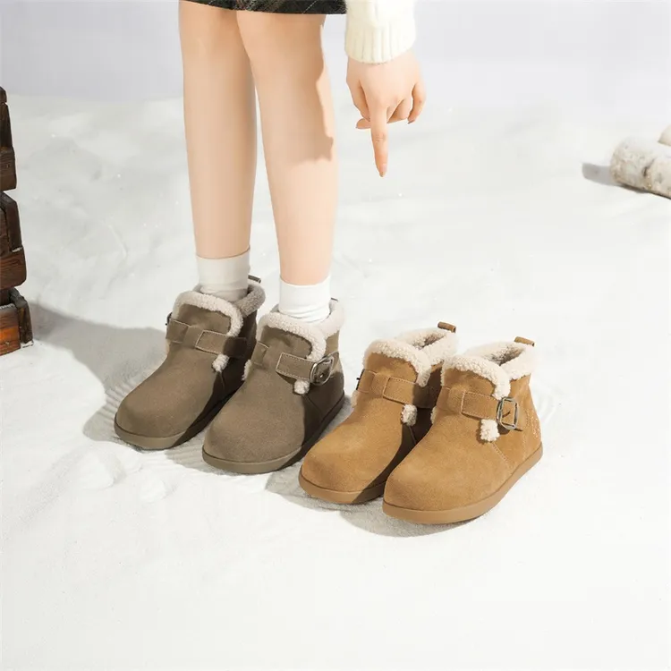 【潦草小狗】卓诗尼厚底女靴时尚雪地靴低跟保暖低帮雪地靴防滑冬季