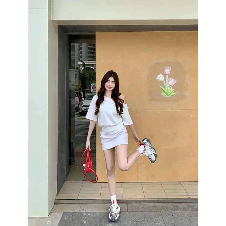 夏季2025时尚御姐风修身显瘦斜肩上衣气质收腰a字半身裙两件套女 