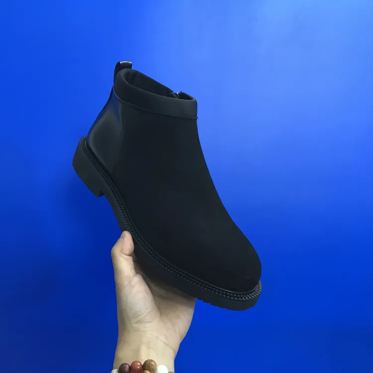 欧洲站2025冬季新款尖头切尔西短靴男侧拉链加绒棉靴子商务靴