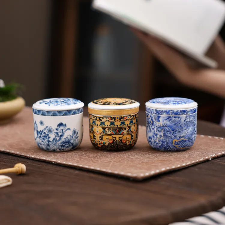 青花陶瓷个人专用小茶盏带过滤复古家用杯中式单杯品茗杯便携式