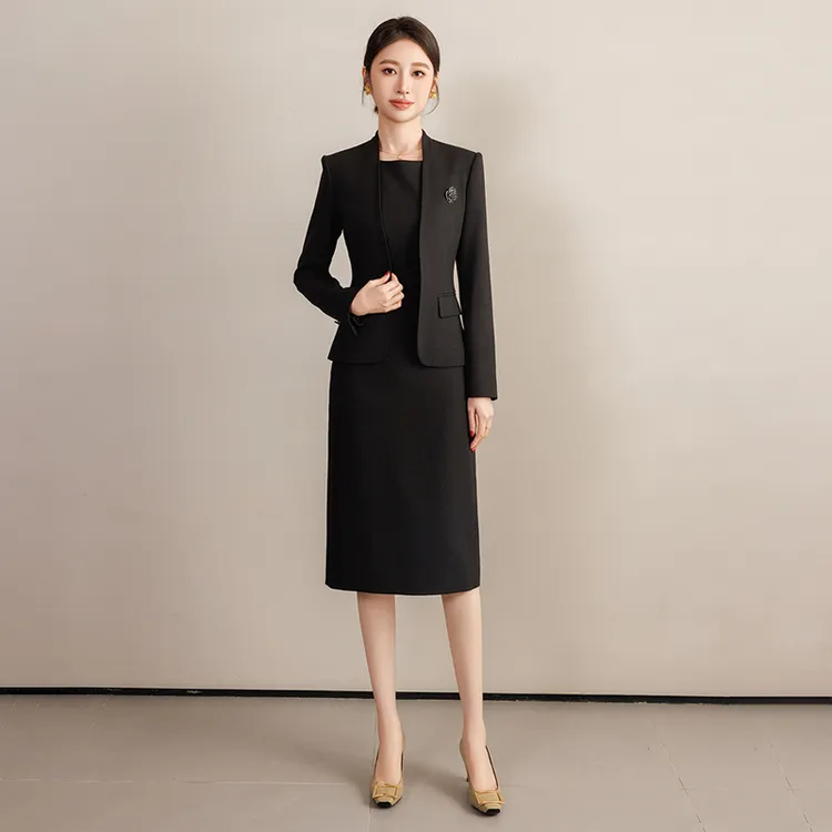 钟老板 高级感西装外套女2025新款职业正装气质名媛小黑裙两件套