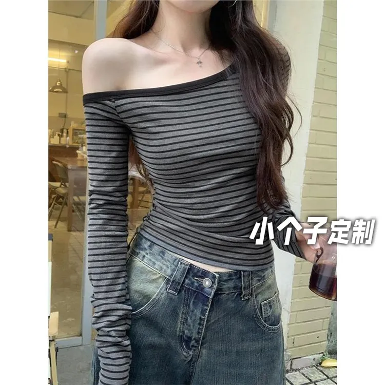 150小矮个子条纹复古露肩T恤女秋修身斜肩设计感显瘦长袖短款上衣