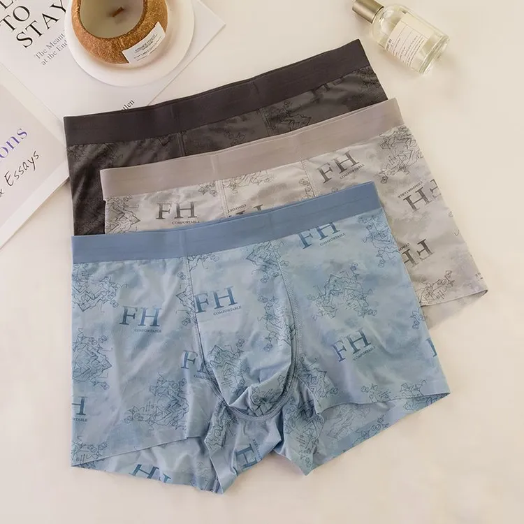 冰舒一夏~卡通男士内裤时尚冰丝超薄透气四角裤平角裤头送男朋友