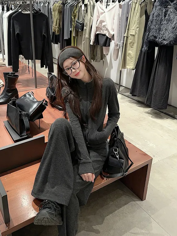 韩系显瘦运动套装女秋立领卫衣学生韩版时尚宽松阔腿裤休闲两件套