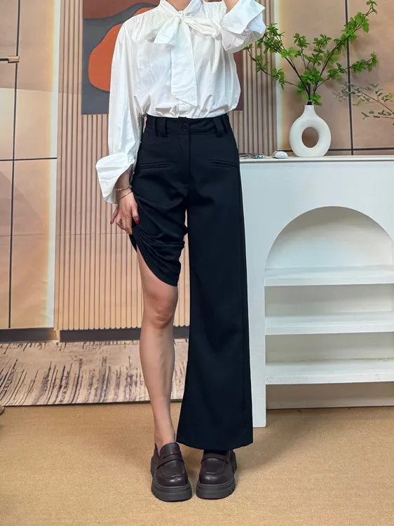 2025秋季新款高腰西装微喇裤女梨型身材宽松遮跨显瘦阔腿休闲裤子