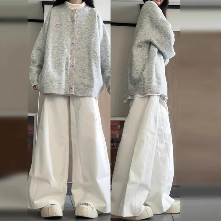 大码胖MM高级感趣味纽扣软糯毛衣女装秋季学院风宽松针织开衫外套