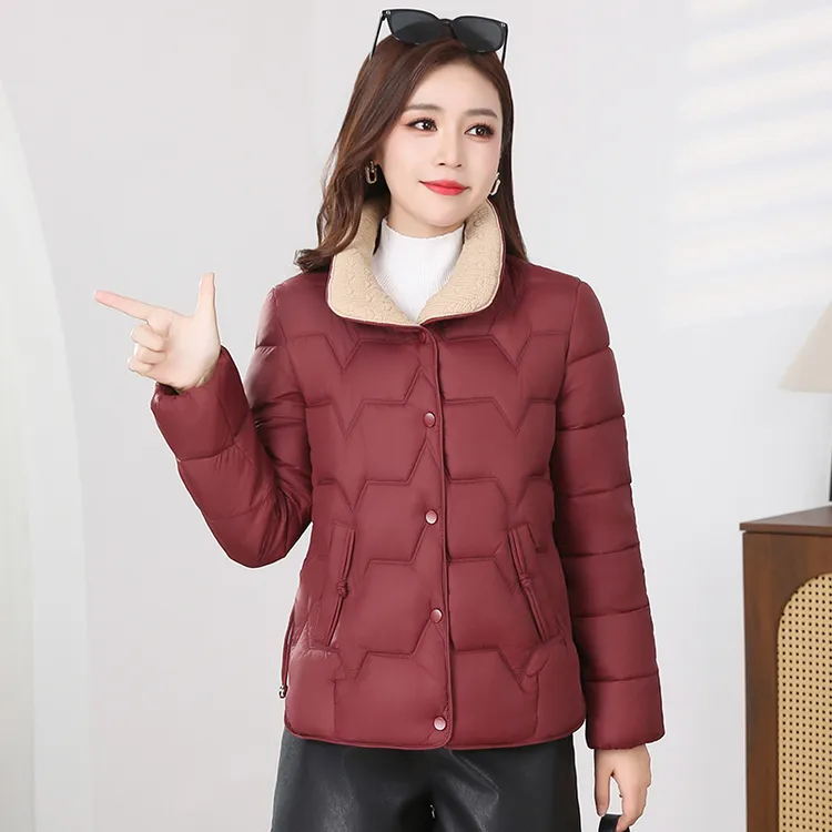 高端气质翻领红色短款妈妈棉服外套秋冬女洋气减龄轻薄款保暖棉衣