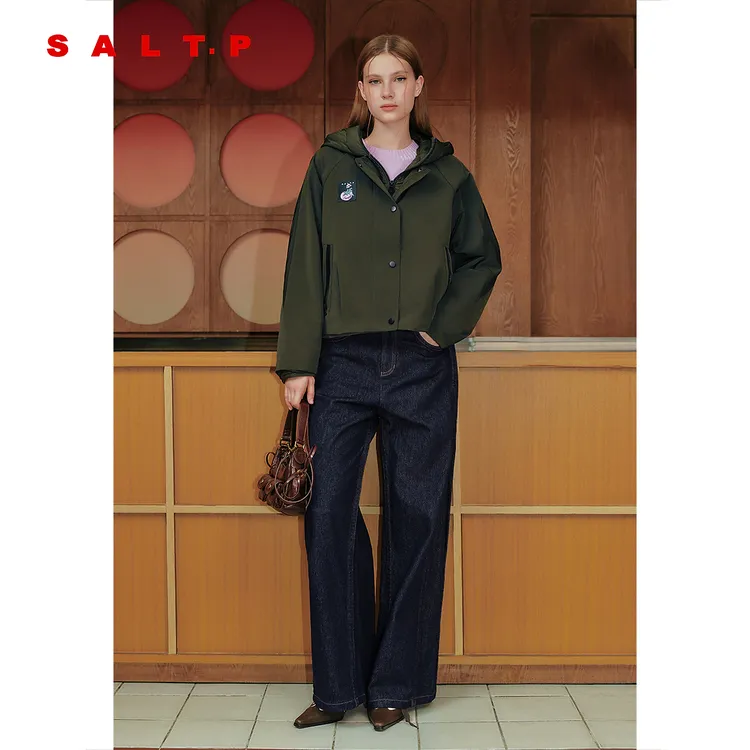 SALT.P可颜户外休闲风连帽羽绒服女短款鸭绒2025冬新款