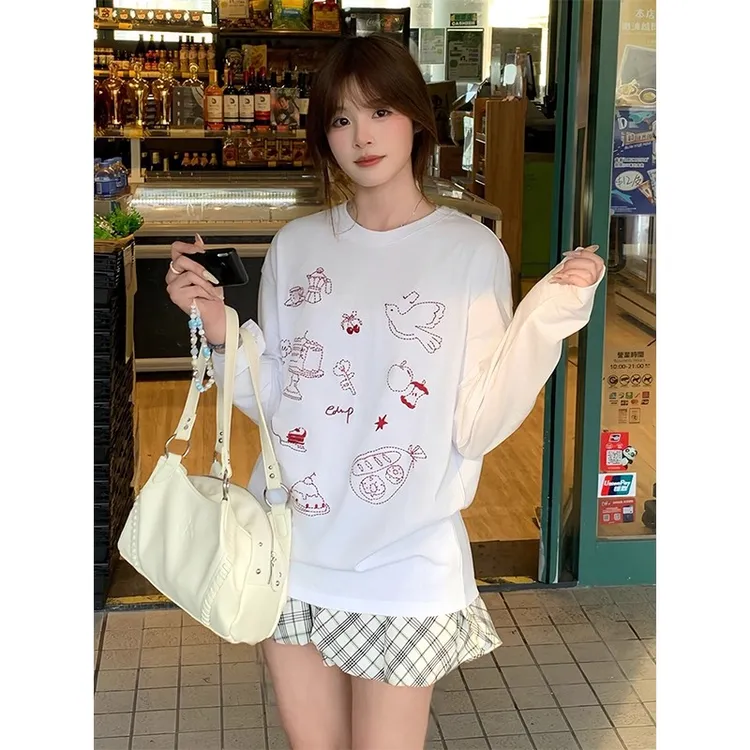 慵懒风白色纯棉长袖t恤女款早秋涂鸦印花宽松显瘦内搭打底衫上衣