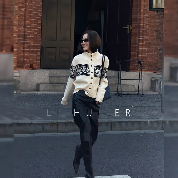 LiHuiEr李慧儿【普罗修斯】2025冬季气质舒适针织开衫外套L669000