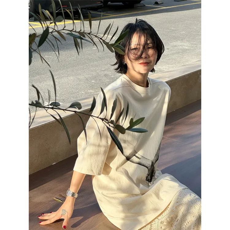 SHIIEELL 夏季新款设计款印花图案棉质圆领廓形长T恤女W0126