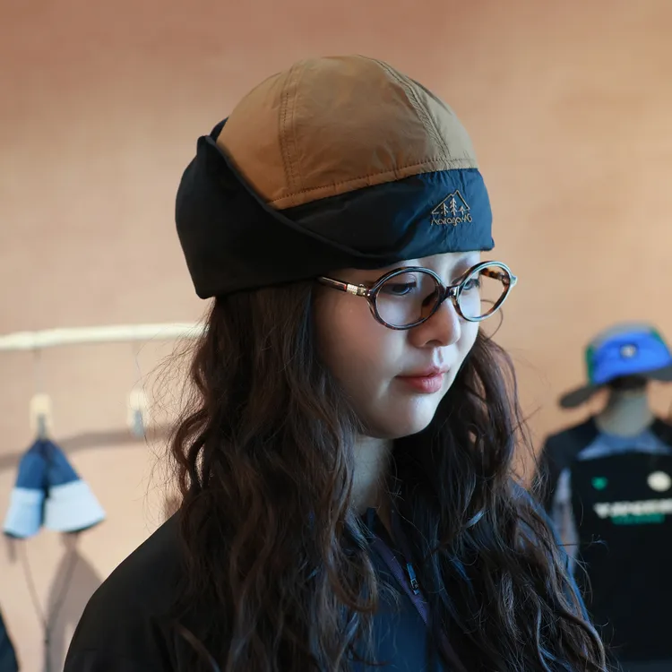 秋冬户外防寒护耳雷锋帽男女同款骑行登山防水保暖百搭滑雪帽子