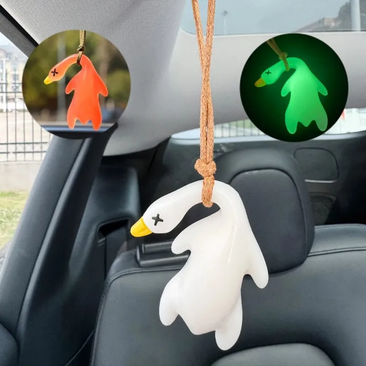 变色烤鸭挂件手机挂件创意鸭子挂饰车载网红可爱汽车变色烤鸭挂件