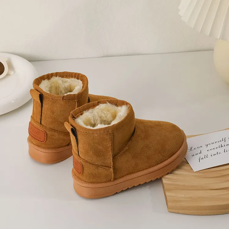 儿童雪地靴冬季新款加绒加厚冬靴女童软底棉靴子男童宝宝棉鞋保暖