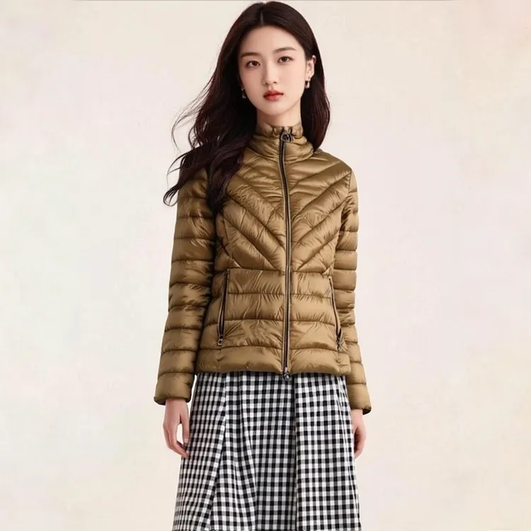 clinchberry冬款空气棉立体轻薄柔软修身连帽棉服