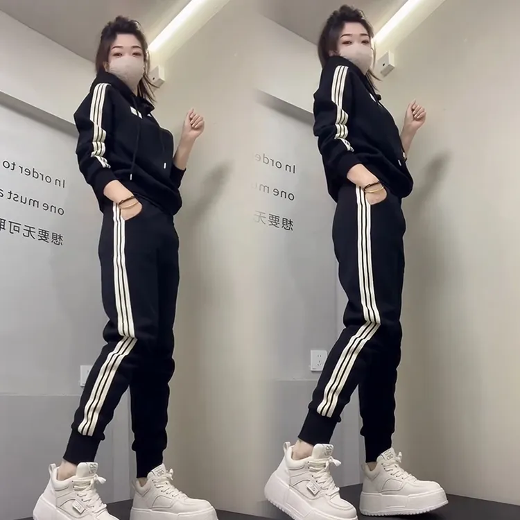 2025秋季新款时尚显瘦气质网红高档套装女高级百搭宽松大码两件套