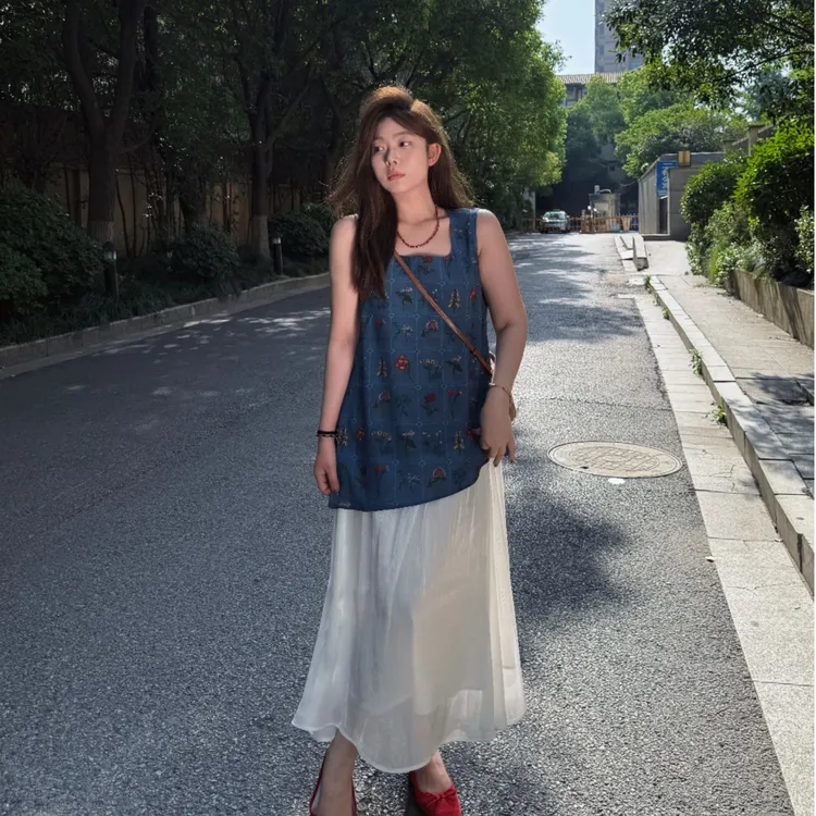 晶咕软软【蓝田有风】时尚复古设计感两个版本格子绣花拼接