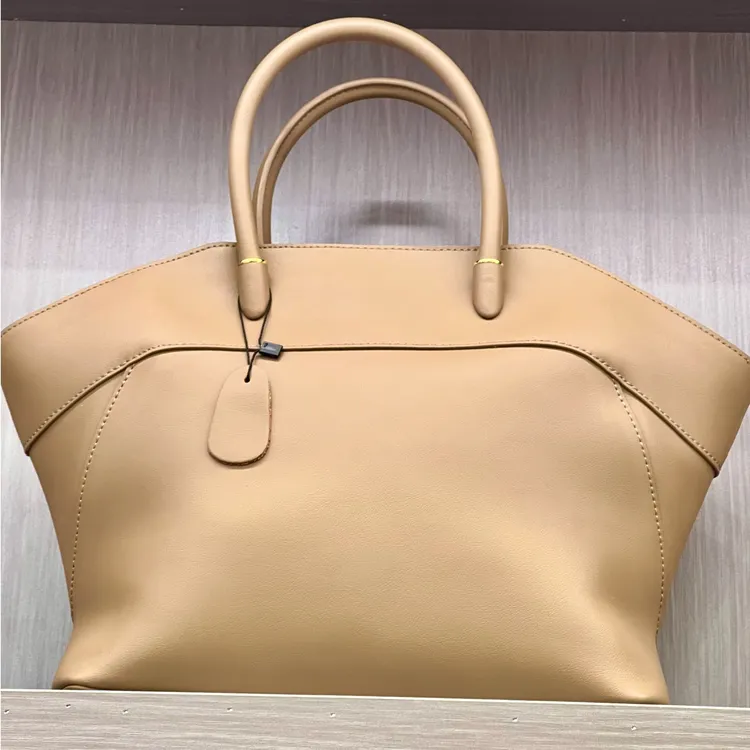 真皮高档轻奢时尚通勤百搭小众女包