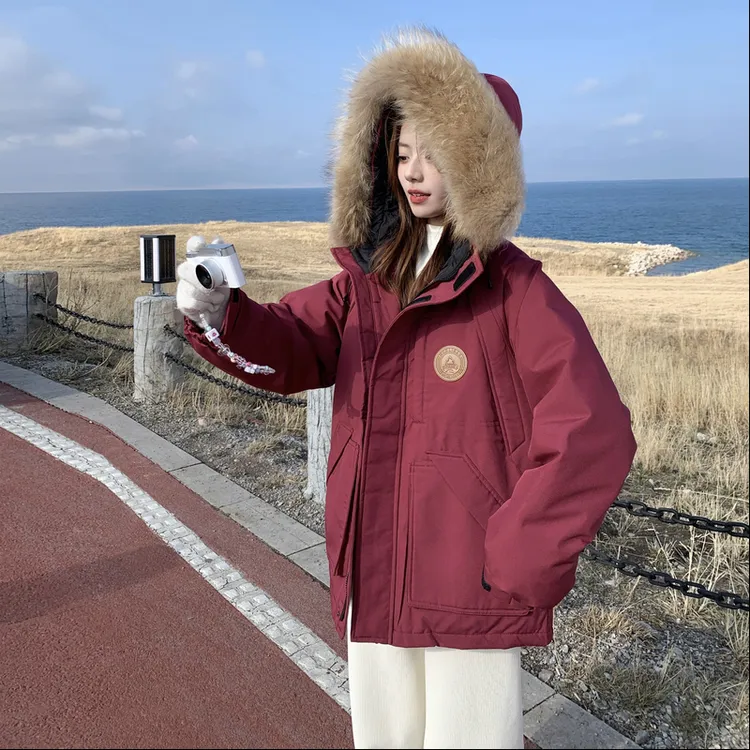 大毛领工装连帽90白鸭绒红色派克羽绒服女冬季短款显瘦冲锋衣外套