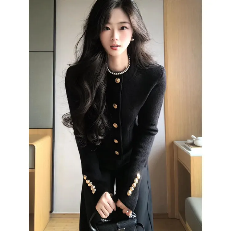 一整套穿搭法式千金风气质短款长袖小香风外套上衣显瘦宽松阔腿裤