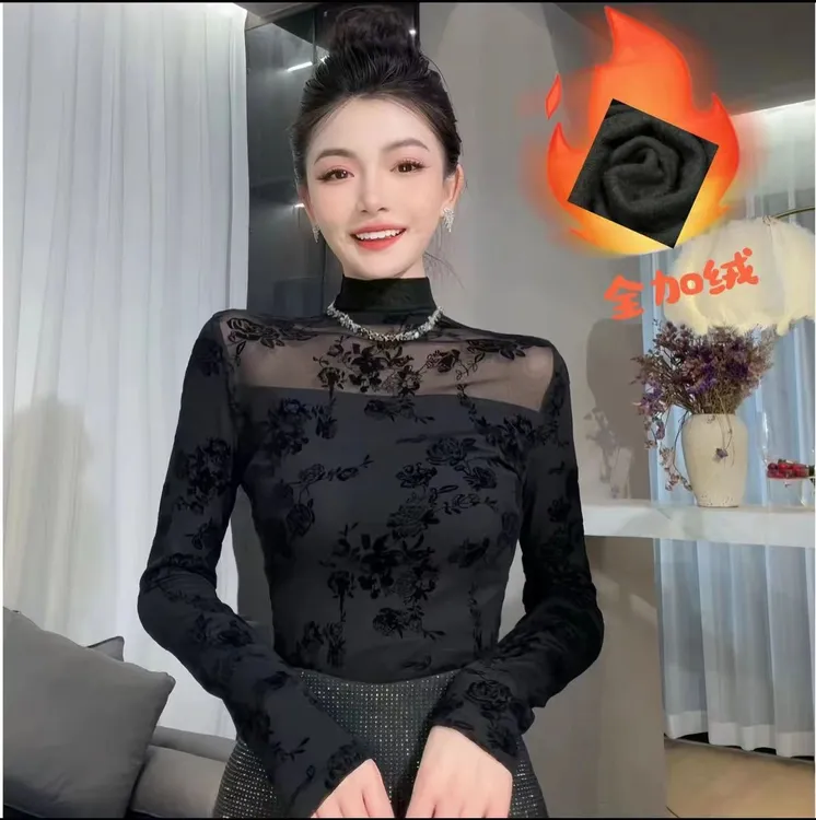 长袖蕾丝少女风植绒圆领常规T恤夏季印花显瘦半高领显瘦气质时尚