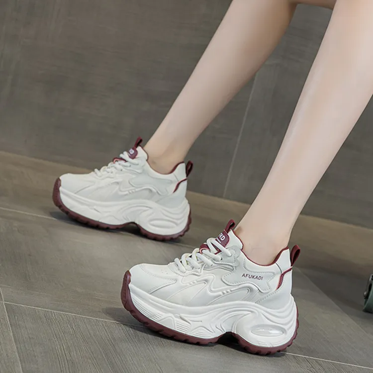 2026新款透气内增高女鞋百搭休闲韩版小白鞋真皮厚底坡跟老爹鞋