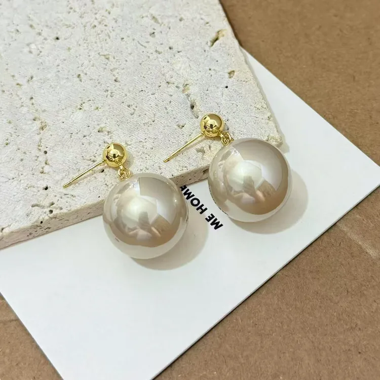 铜合金耳饰 耳环新款潮小众轻奢设计感高级耳饰气质高档耳钉r188