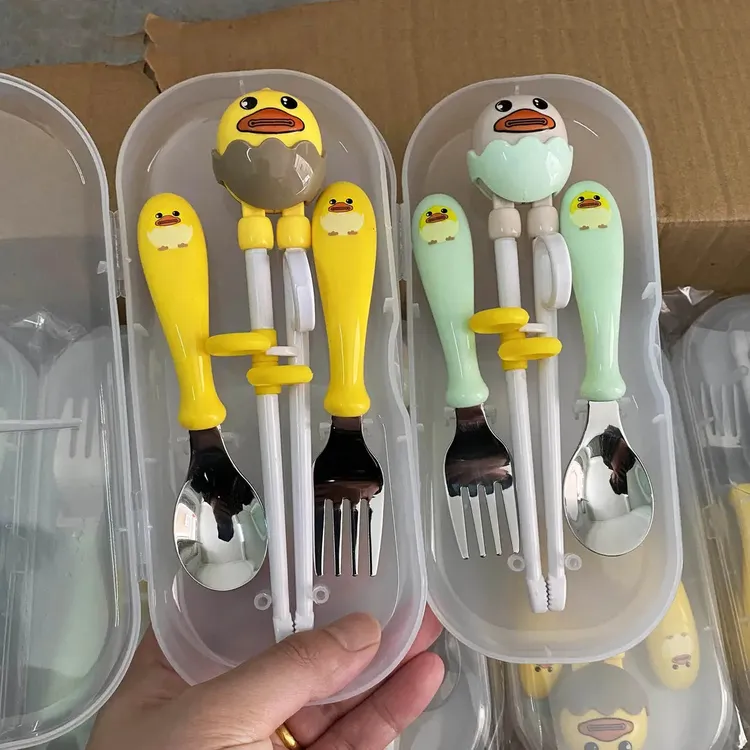 儿童训练筷叉勺套装幼儿园宝宝辅食家用喂养萌趣可爱创意便携餐具