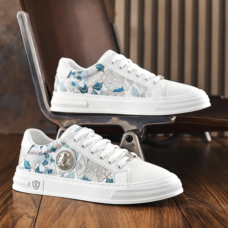 杜莎米娅2025轻奢名牌高贵上档次男鞋刺绣时尚百搭小白鞋冬季新款