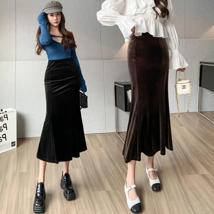 实拍 2024秋冬高腰修身显瘦中长款黑色金丝绒半身裙a字包臀鱼尾裙