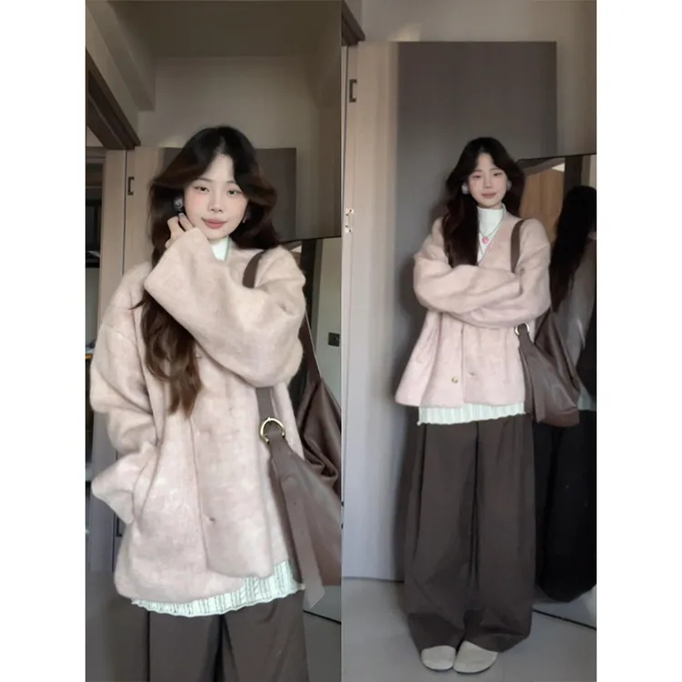 MARIE.COCO秋冬新款粉色厚款羊羔毛呢外套撞色打底衫阔腿裤三件套