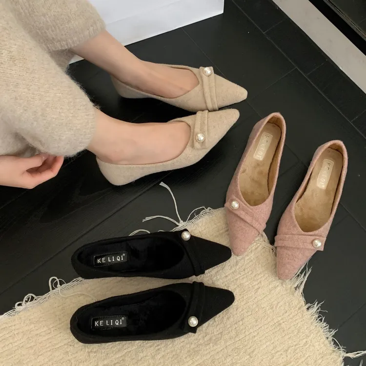 法式珍珠尖头气质加绒毛呢内增高秋冬新款单鞋
