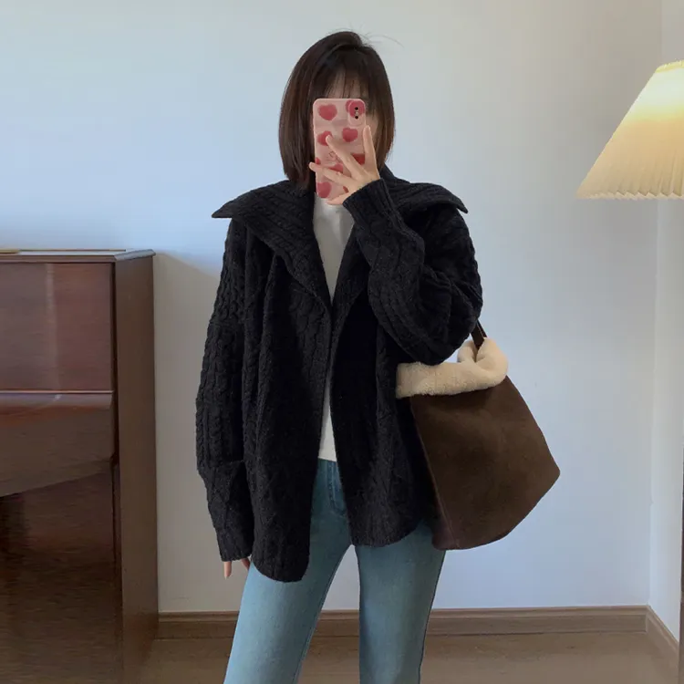 2025新款慵懒风翻领麻花毛衣外套女秋冬季针织开衫加厚上衣7615