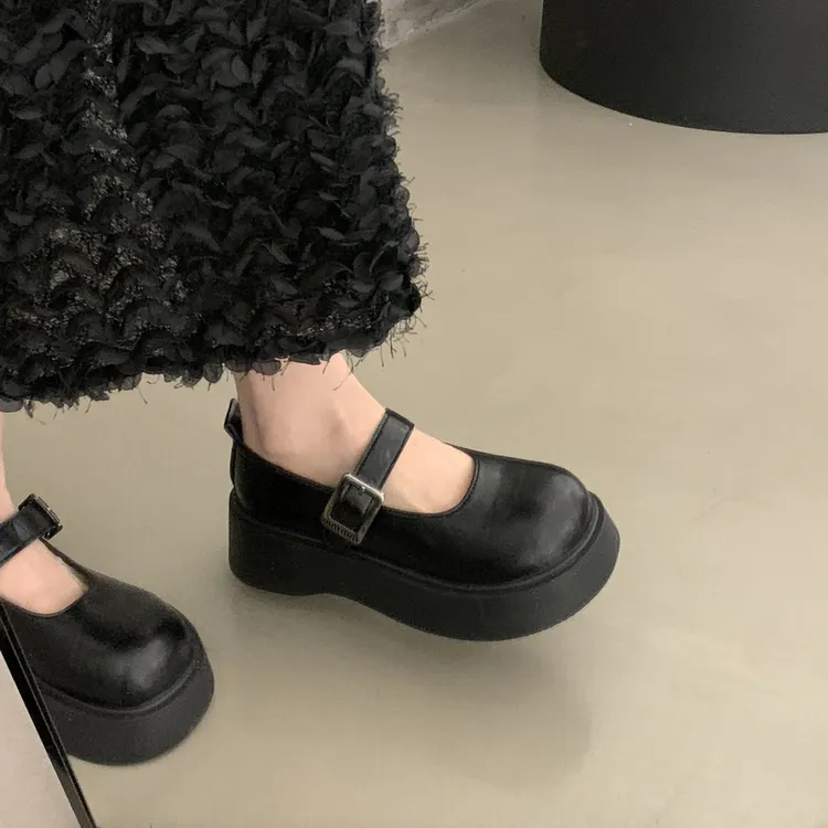 厚底玛丽珍鞋女2025新款夏季女款鞋子网红百搭复古配裙子乐福单鞋