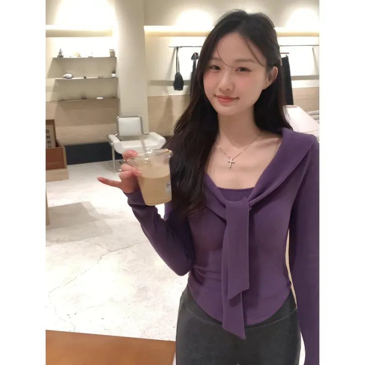 法式披肩设计感领带针织衫女秋冬纯欲风方领高级感长袖打底衫上衣