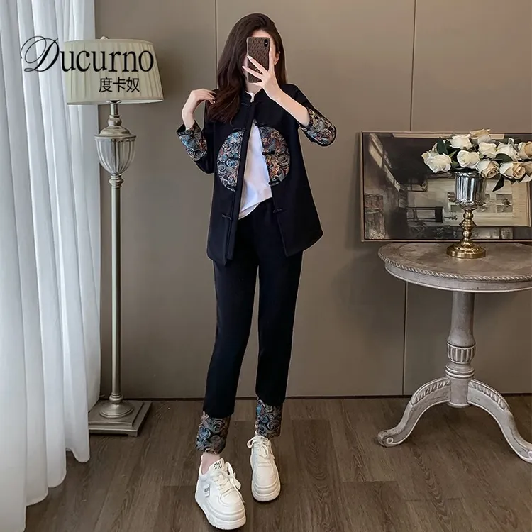 新中式国风套装女秋季新款高级感气质名媛小香风外套直筒裤两件套