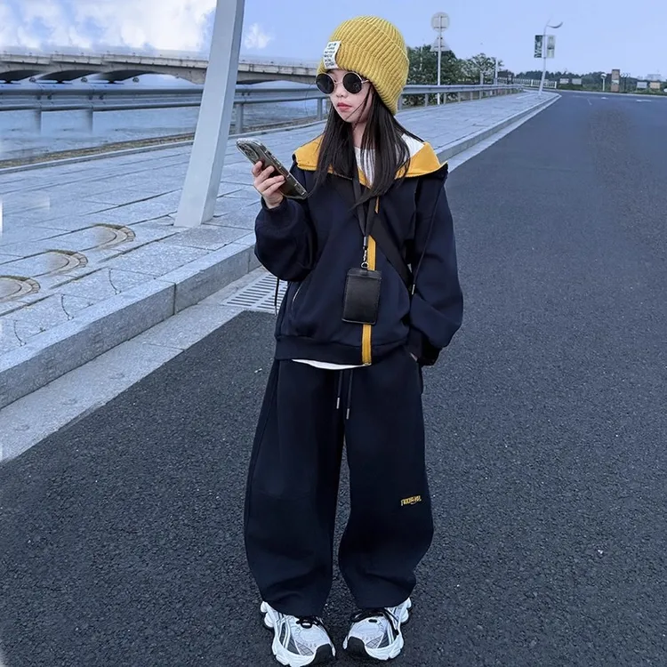 女童加绒套装秋冬装2025新款休闲装女孩加厚外套卫裤两件套运动装