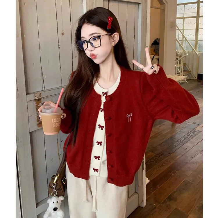 红色复古设计感假两件毛衣开衫女春秋季减龄蝴蝶结刺绣针织衫上衣
